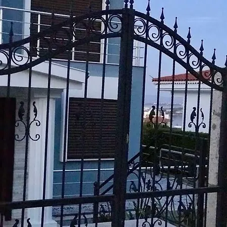 Cesme فيلة *